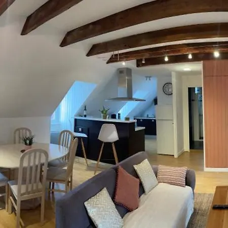 Centre De Barrez * Mur-de-Barrez